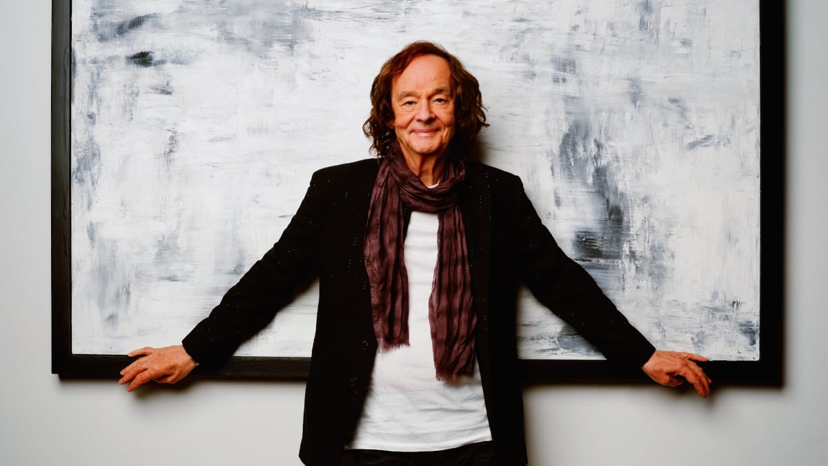 'One Year' and a Lifetime — Colin Blunstone's Winding Road