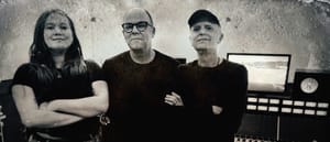 Wendy Eisenberg, David Grubbs, Wendy Eisenberg, and Kramer of Squanderers. Photo by Zarstar.